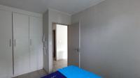 Bed Room 1 - 13 square meters of property in Clubview
