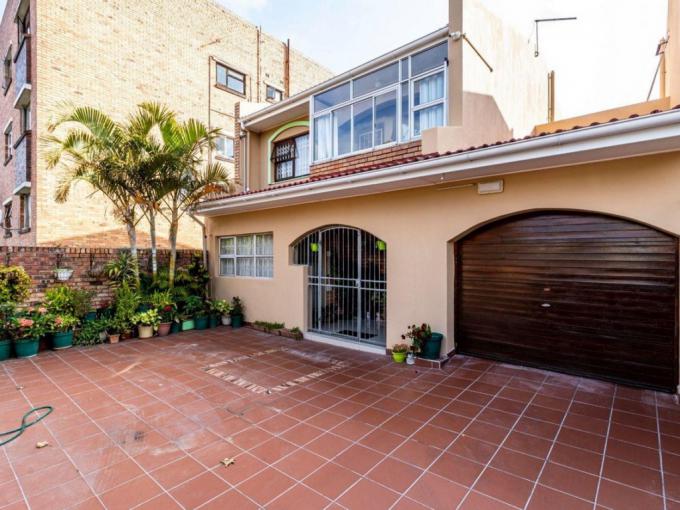 3 Bedroom Simplex for Sale For Sale in Southernwood - MR593971