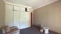 Bed Room 1 - 23 square meters of property in Raslouw