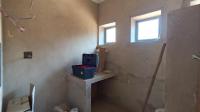 Bathroom 1 - 7 square meters of property in Raslouw