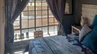 Main Bedroom - 22 square meters of property in Country View
