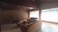 Lounges - 63 square meters of property in Buccleuch