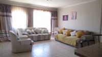 Lounges - 26 square meters of property in Alan Manor