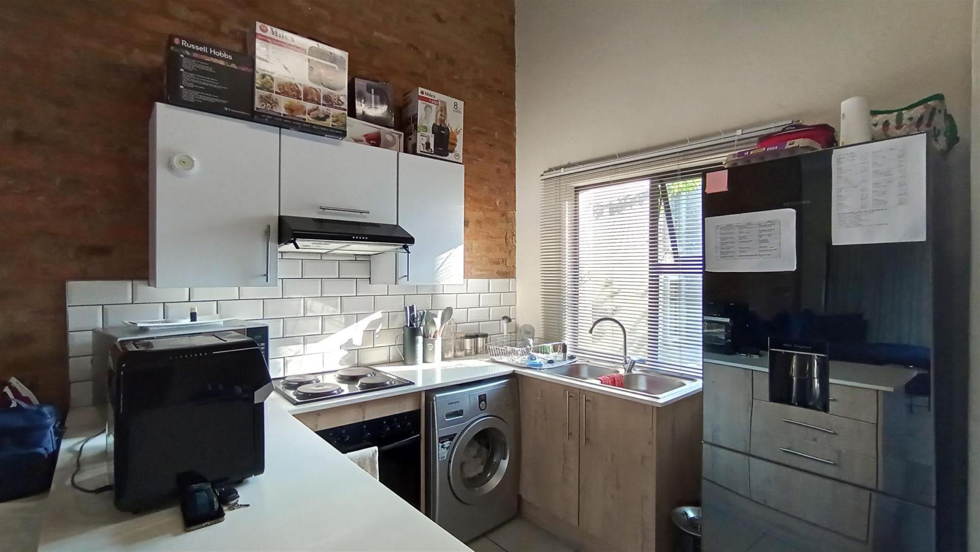Kitchen - 8 square meters of property in Pomona
