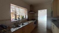 Kitchen - 18 square meters of property in Edenvale