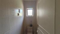 Bathroom 1 - 9 square meters of property in Edenvale