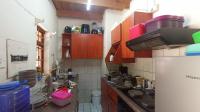 Kitchen - 63 square meters of property in Crowthorne AH