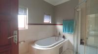 Main Bathroom - 10 square meters of property in Midstream Estate
