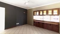 Dining Room - 23 square meters of property in Greenhills