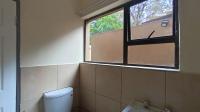 Staff Bathroom - 5 square meters of property in Glenvista