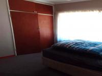 Bed Room 1 of property in Pioneer Park (Newcastle)