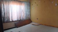 Bed Room 2 - 19 square meters of property in Vosloorus