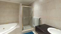 Bathroom 2 - 10 square meters of property in Edenburg - Jhb