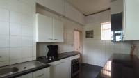 Kitchen - 10 square meters of property in Illovo