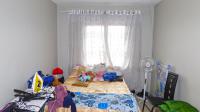 Bed Room 1 - 13 square meters of property in Montclair (Dbn)