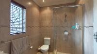 Bathroom 1 - 8 square meters of property in Brackenhurst