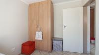 Bed Room 1 - 9 square meters of property in Chantelle