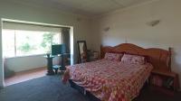 Main Bedroom - 24 square meters of property in Fontainebleau