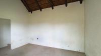 Flatlet - 35 square meters of property in The Balmoral Estates
