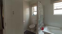 Bathroom 1 - 9 square meters of property in Lone Hill