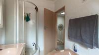 Bathroom 1 - 7 square meters of property in Waterkloof Glen