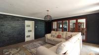 Lounges - 34 square meters of property in Parktown