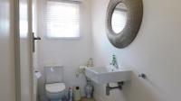 Guest Toilet - 4 square meters of property in Durban North 