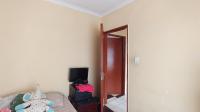 Bed Room 1 - 8 square meters of property in Lakeside