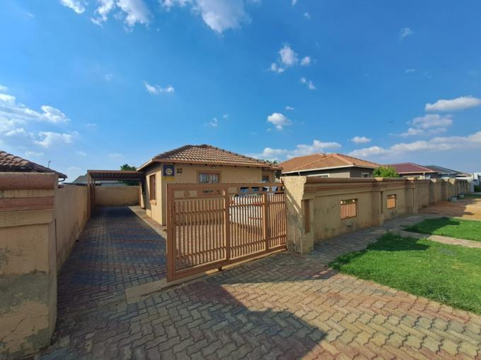 3 Bedroom House for Sale For Sale in Germiston - MR604723