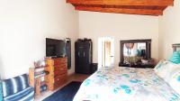 Main Bedroom - 34 square meters of property in Laudium