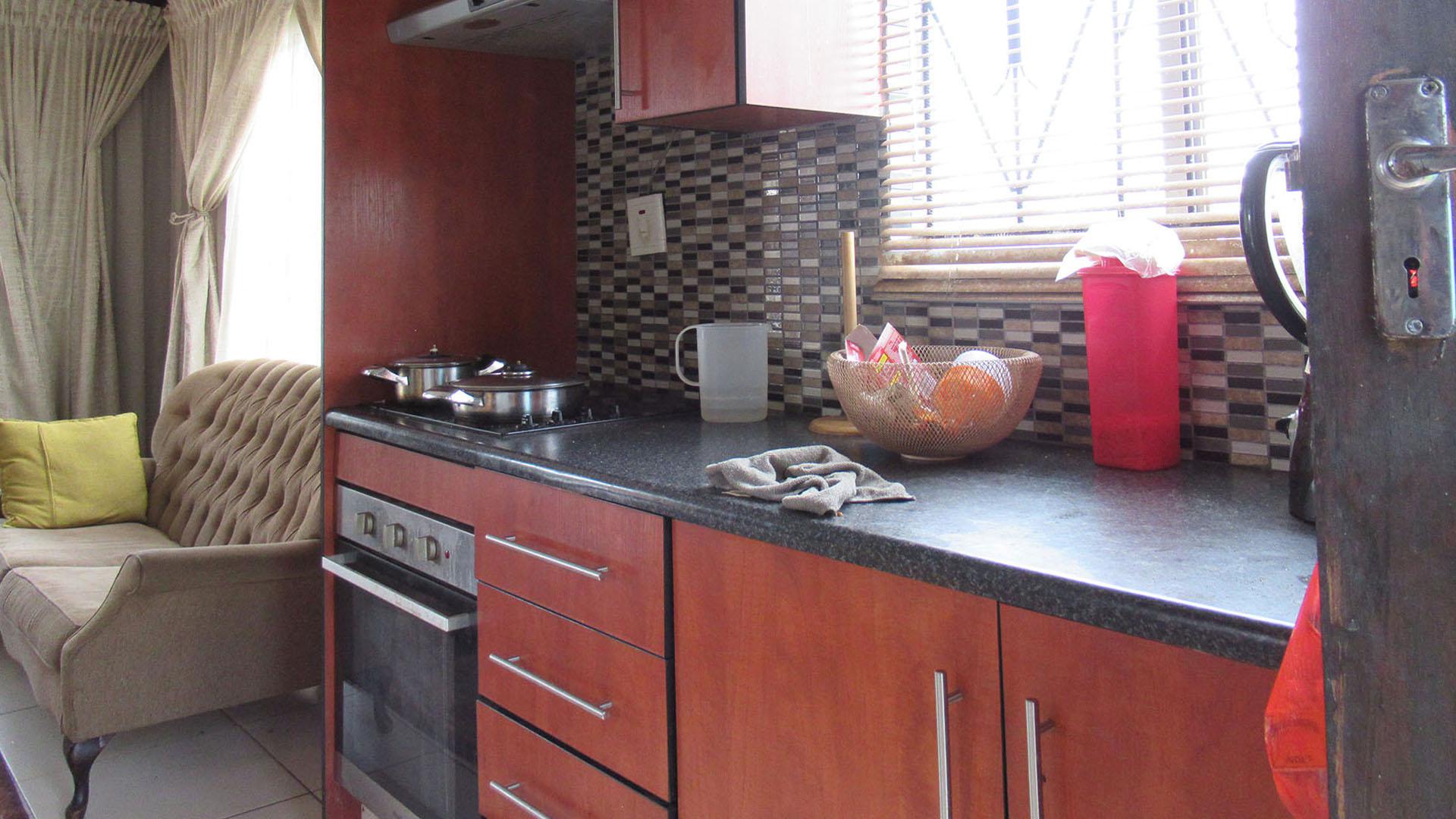 Kitchen - 6 square meters of property in Mapleton