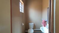 Guest Toilet - 2 square meters of property in Parkdene (JHB)