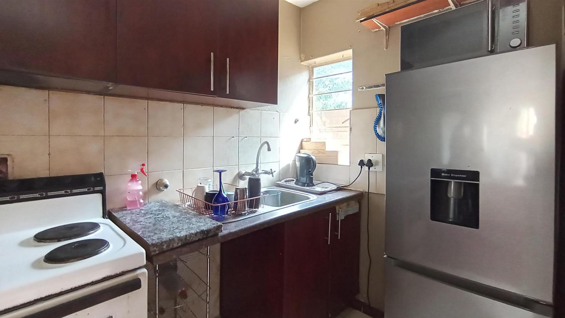 Kitchen - 6 square meters of property in Willow Park Manor