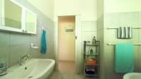 Bathroom 1 - 7 square meters of property in Dorandia
