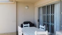 Balcony - 20 square meters of property in Lawrence Rocks