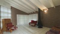Lounges - 49 square meters of property in Sunward park