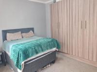 Bed Room 2 of property in Pelikan Park