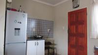 Kitchen - 7 square meters of property in Lehae