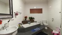 Main Bathroom - 12 square meters of property in Villieria