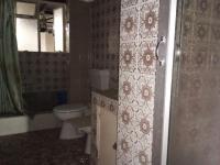 Bathroom 1 of property in La Rochelle - JHB
