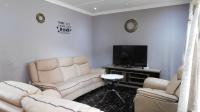 Lounges - 16 square meters of property in Chatsworth - KZN