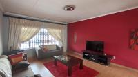 Lounges - 36 square meters of property in Arcon Park