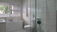 Bathroom 2 - 7 square meters of property in Amorosa