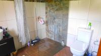 Bathroom 3+ - 9 square meters of property in Ferncliffe