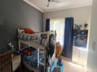 Bed Room 4 - 19 square meters of property in Maroeladal