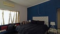Bed Room 1 - 11 square meters of property in Strydompark