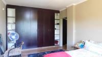 Bed Room 3 - 19 square meters of property in Amanzimtoti 
