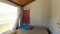 Bed Room 4 - 6 square meters of property in Amanzimtoti 