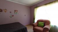 Bed Room 2 - 15 square meters of property in Quellerina