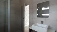 Bathroom 1 - 7 square meters of property in Petervale
